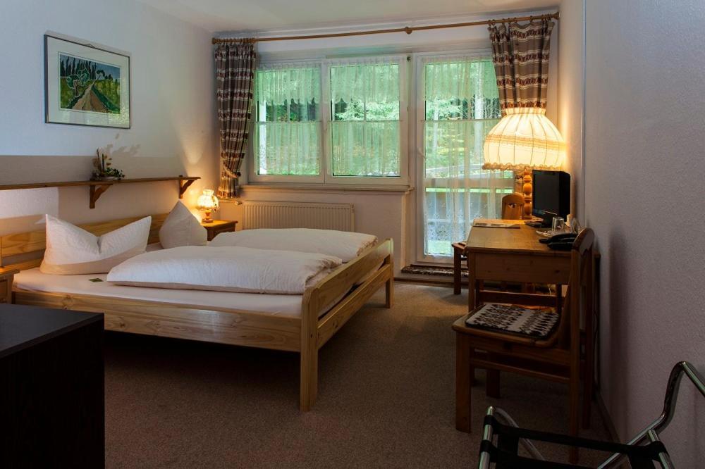 Hotel Rodebachmuehle Georgenthal  Ngoại thất bức ảnh